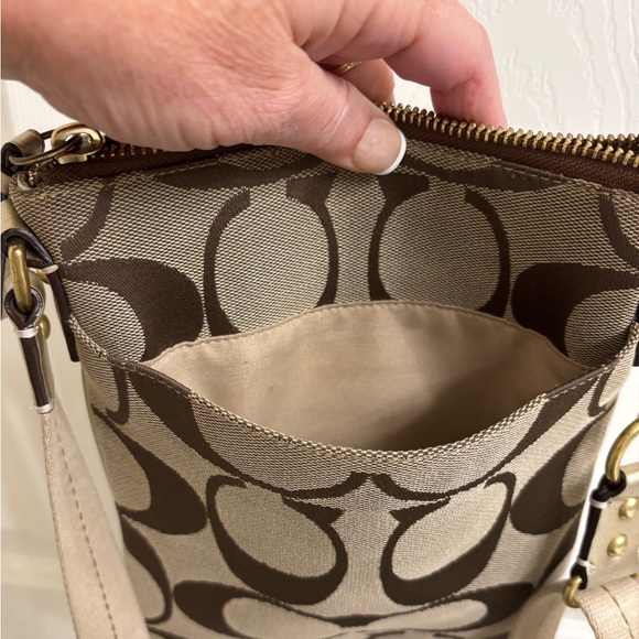 Coach Rowan small swingpack crossbody - Picture 5 of 10